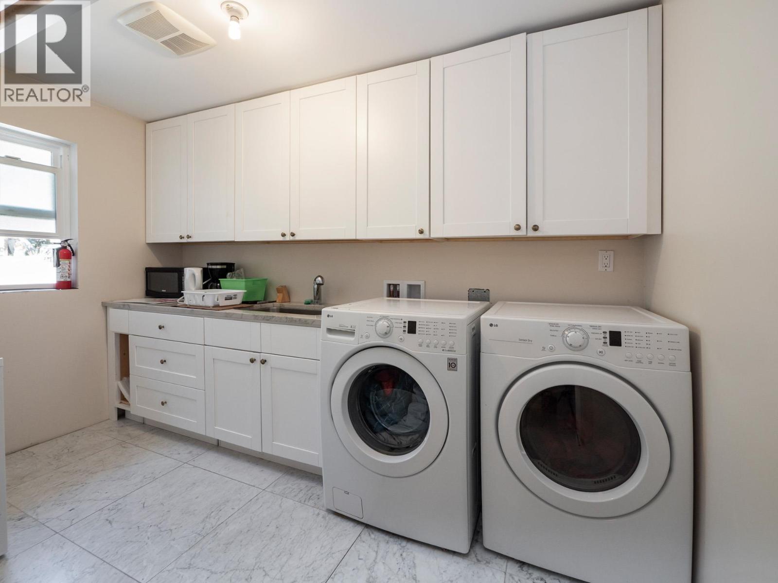 430 Aldersprings Road, Gibsons, British Columbia  V0N 1V0 - Photo 14 - R3063764