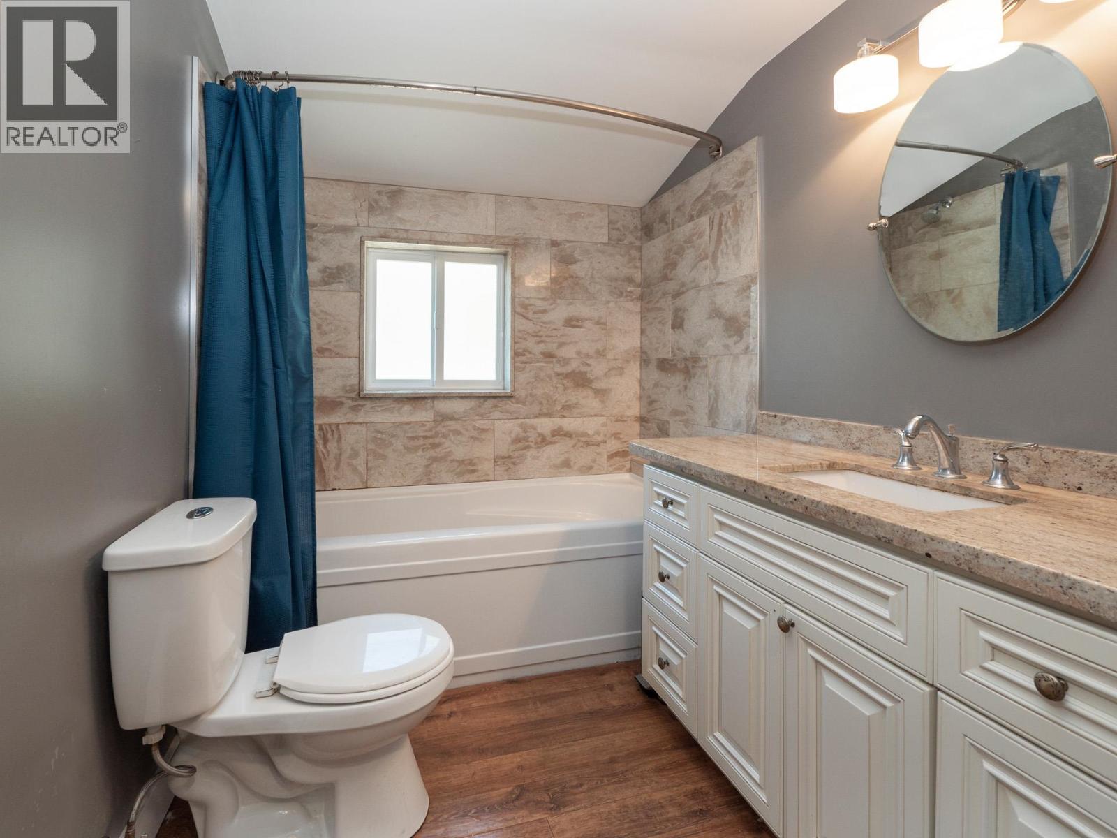 430 Aldersprings Road, Gibsons, British Columbia  V0N 1V0 - Photo 7 - R3063764