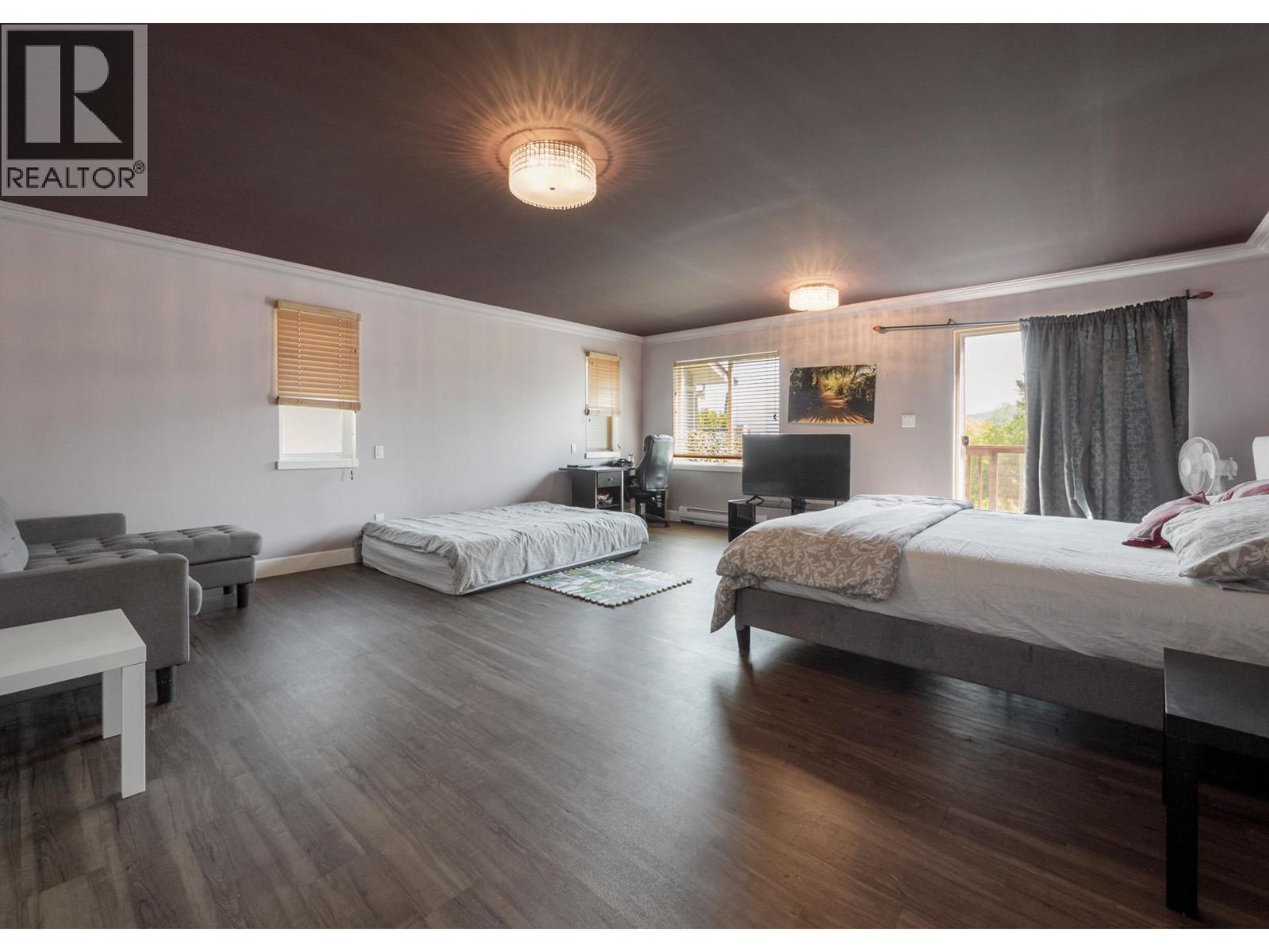 430 Aldersprings Road, Gibsons, British Columbia  V0N 1V0 - Photo 9 - R3063764