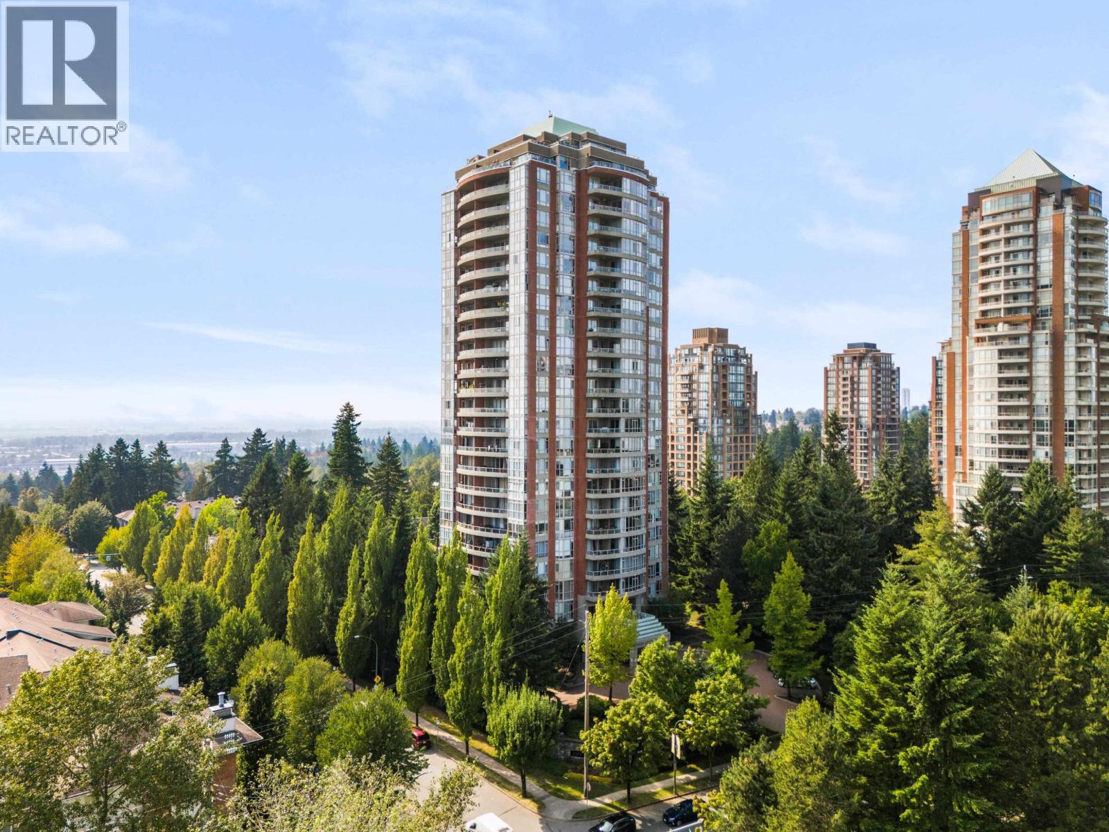 905 6888 STATION HILL DRIVE, Burnaby, British Columbia