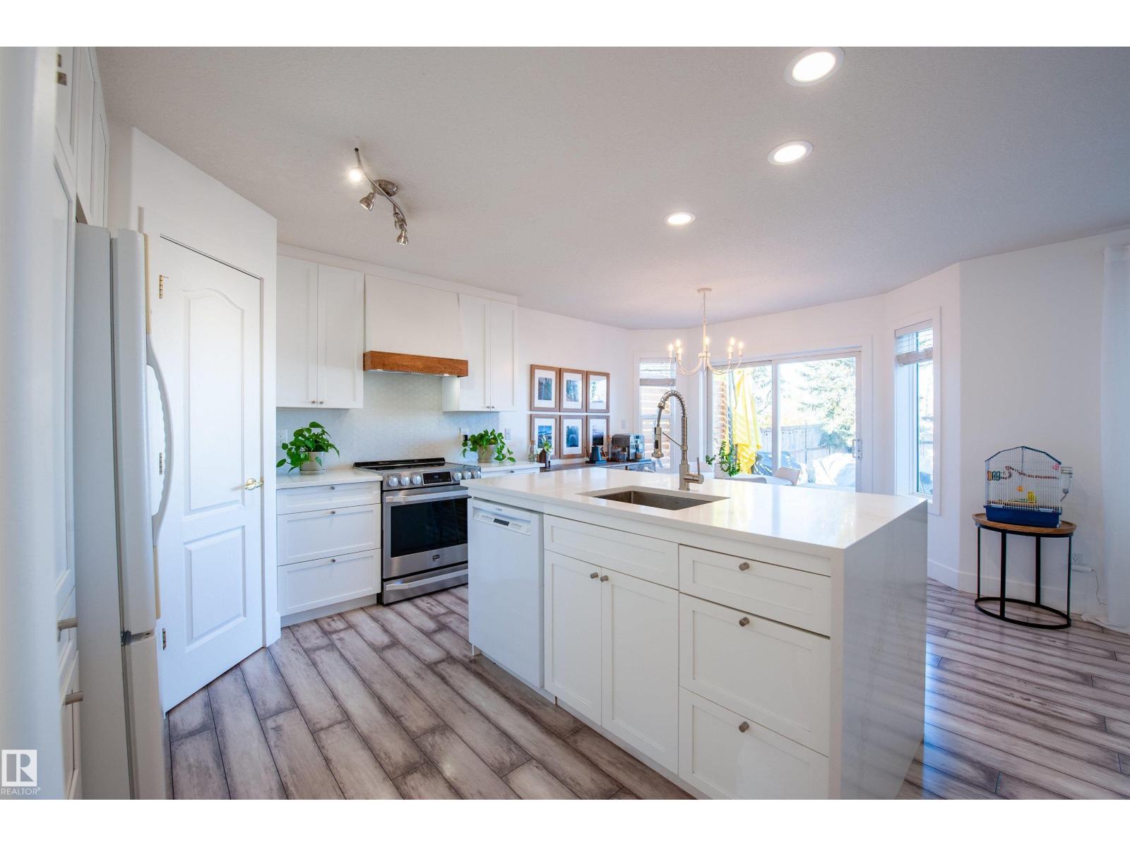 73 Sunflower Cr, Sherwood Park, Alberta  T8H 2M2 - Photo 11 - E4464300