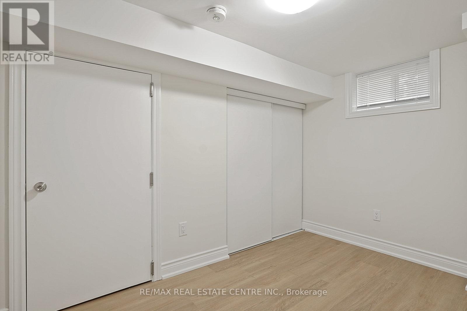 Lower - 482 Rhodes Avenue, Toronto, Ontario  M4L 3A5 - Photo 21 - E12498164