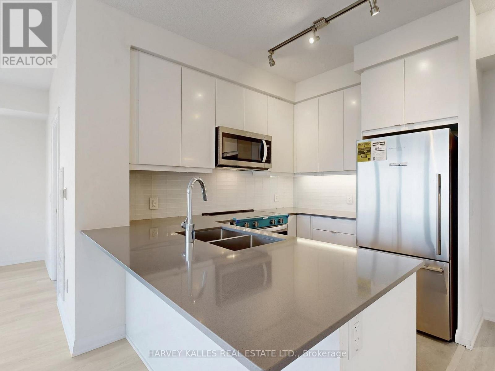 1402 - 3260 Sheppard Avenue E, Toronto, Ontario  M1T 3K3 - Photo 22 - E12498168