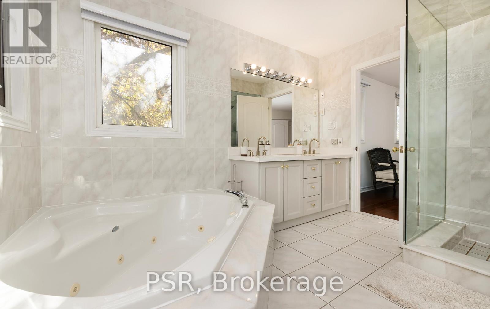 71 Otonabee Avenue, Toronto, Ontario  M2M 2S5 - Photo 12 - C12497394