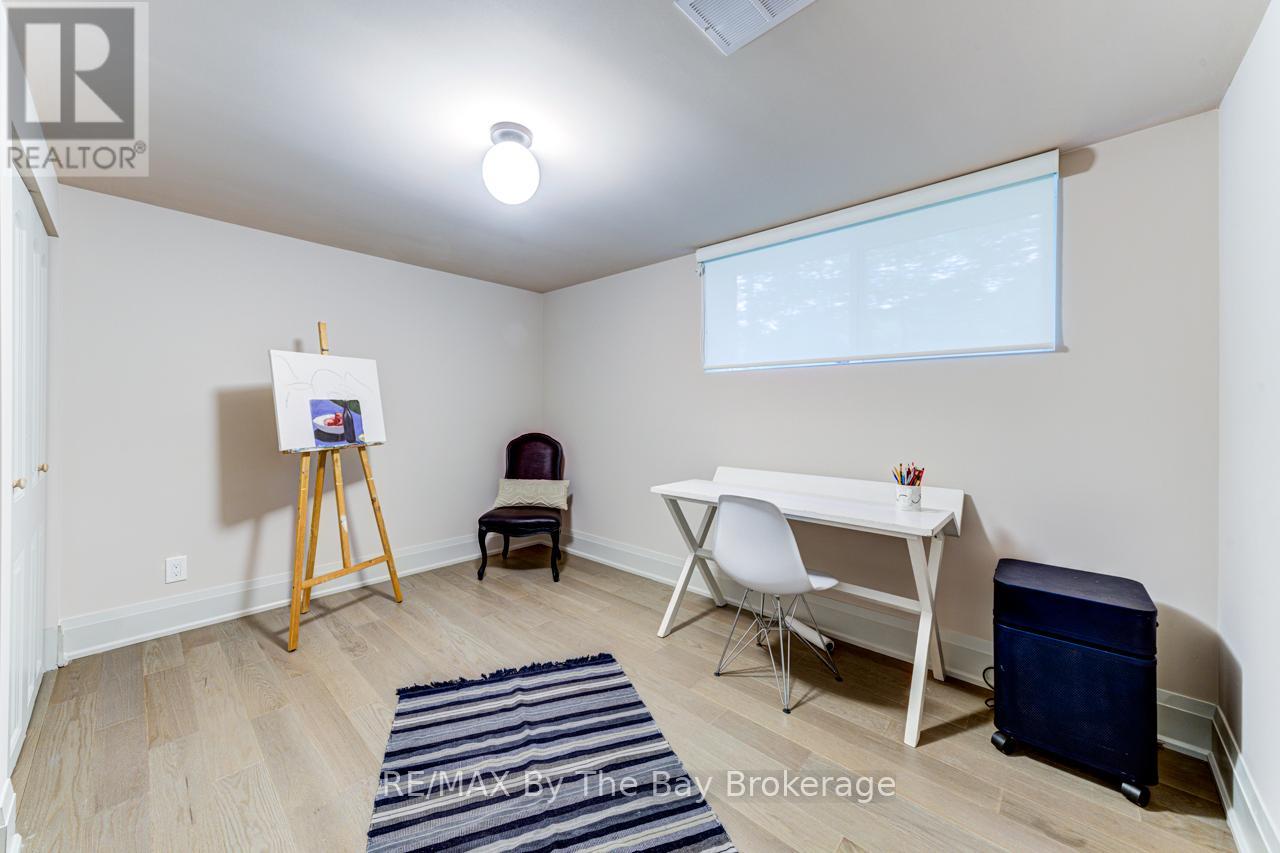 63 Rodrium Road, Wasaga Beach, Ontario  L9Z 1R5 - Photo 25 - S12387945