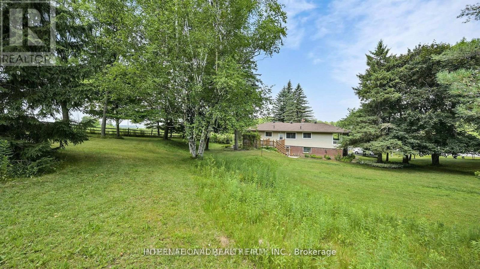 1093 Queensville Side Road, East Gwillimbury (Queensville), Ontario  L0G 1R0 - Photo 16 - N12498152
