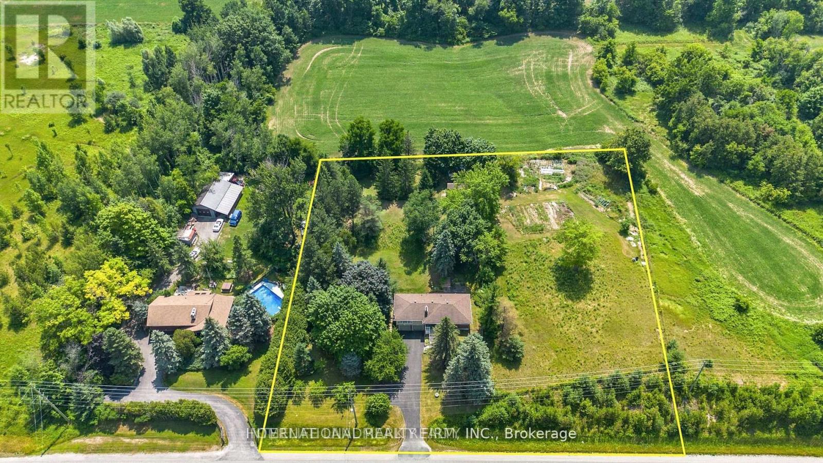 1093 Queensville Side Road, East Gwillimbury (Queensville), Ontario  L0G 1R0 - Photo 17 - N12498152