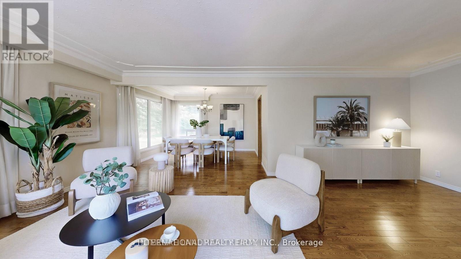 1093 Queensville Side Road, East Gwillimbury (Queensville), Ontario  L0G 1R0 - Photo 4 - N12498152