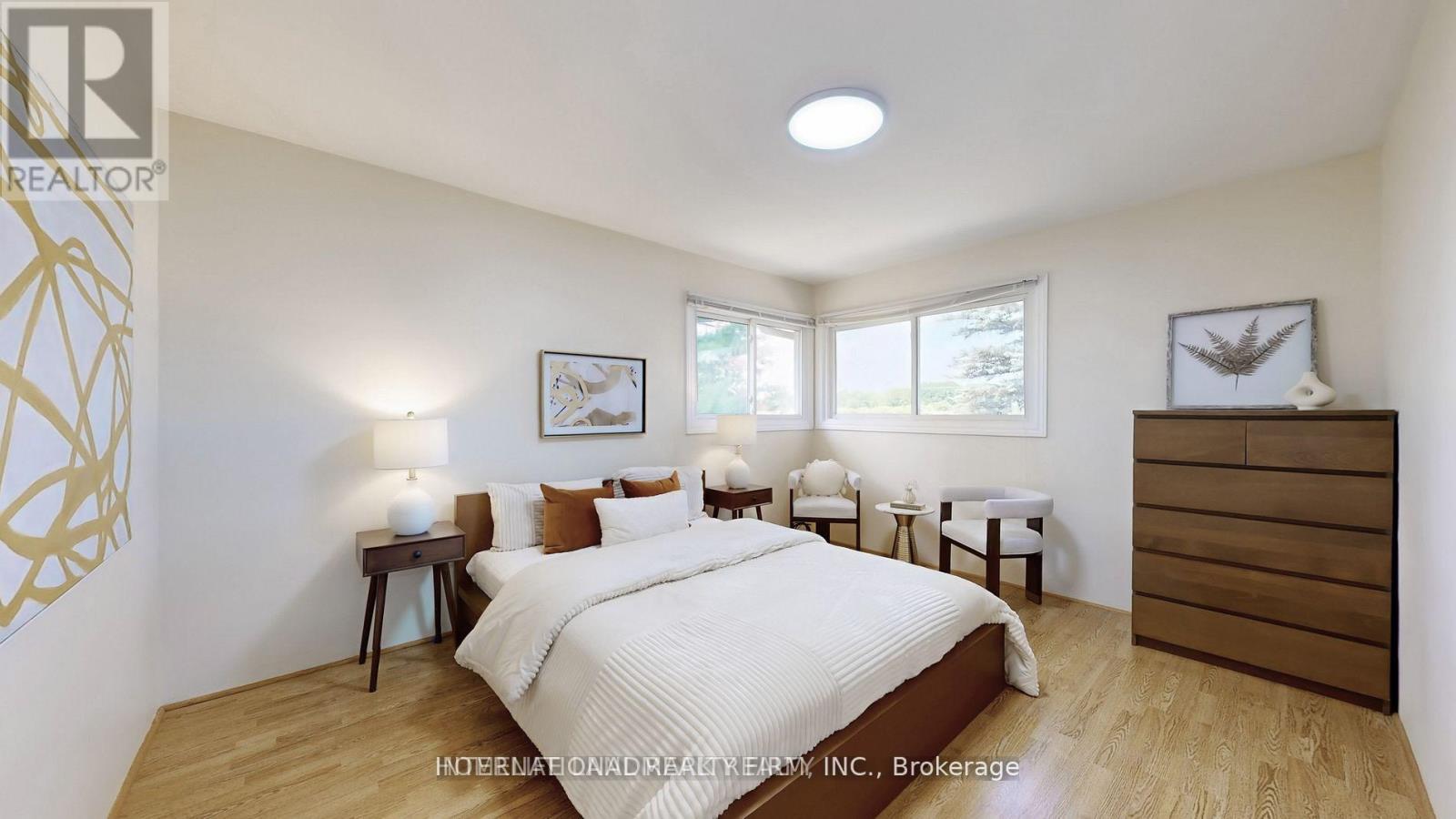 1093 Queensville Side Road, East Gwillimbury (Queensville), Ontario  L0G 1R0 - Photo 7 - N12498152