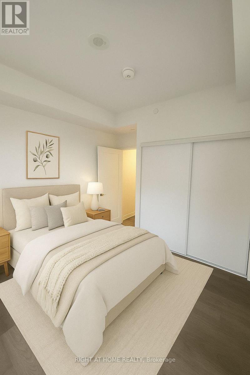 211a - 715 Davis Drive, Newmarket, Ontario  L3Y 0J2 - Photo 6 - N12498166