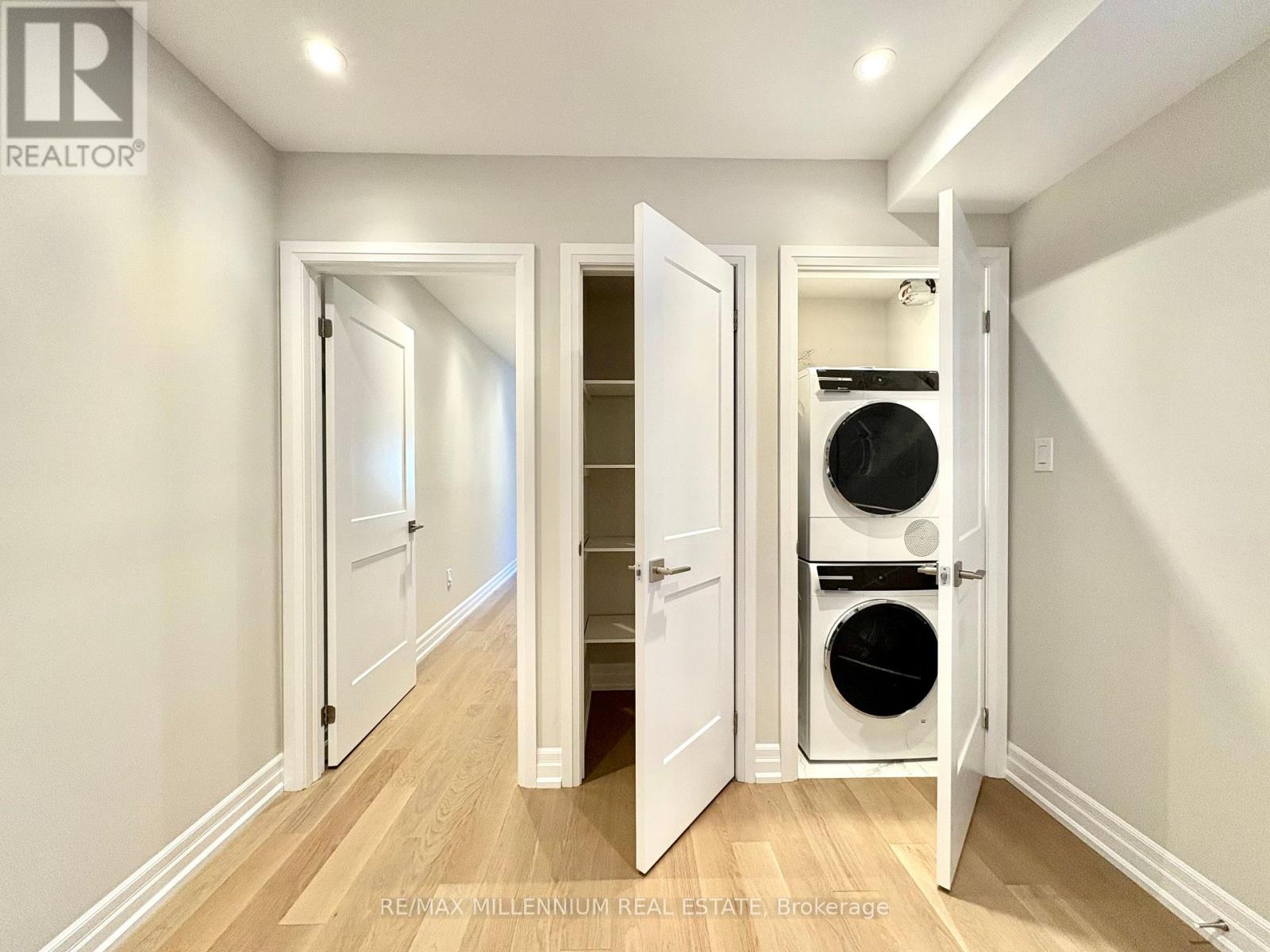 267 Symington Avenue, Toronto, Ontario  M6P 3W7 - Photo 14 - W12498154