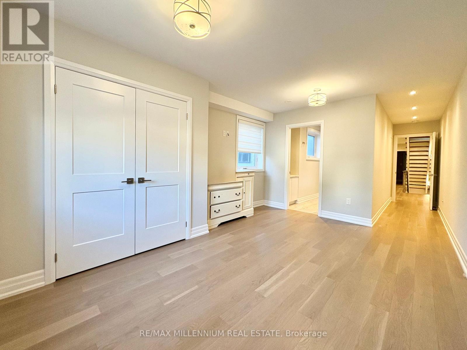 267 Symington Avenue, Toronto, Ontario  M6P 3W7 - Photo 15 - W12498154