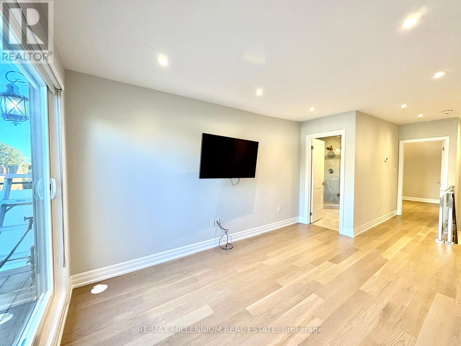 267 Symington Avenue, Toronto, Ontario  M6P 3W7 - Photo 28 - W12498154