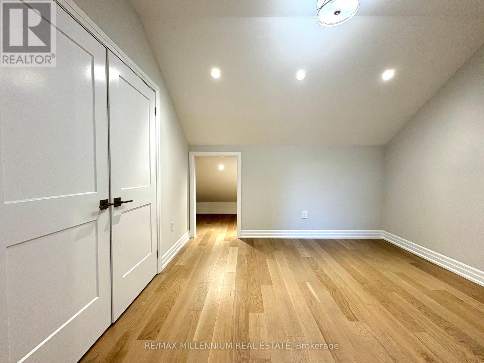 267 Symington Avenue, Toronto, Ontario  M6P 3W7 - Photo 33 - W12498154