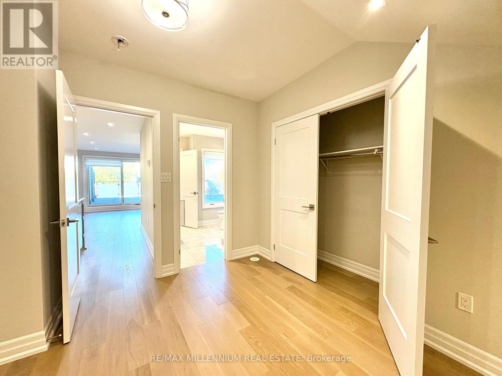 267 Symington Avenue, Toronto, Ontario  M6P 3W7 - Photo 35 - W12498154