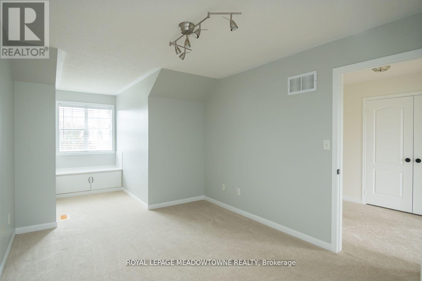 833 Watson Terrace, Milton (Be Beaty), Ontario  L9T 5Z8 - Photo 30 - W12498156