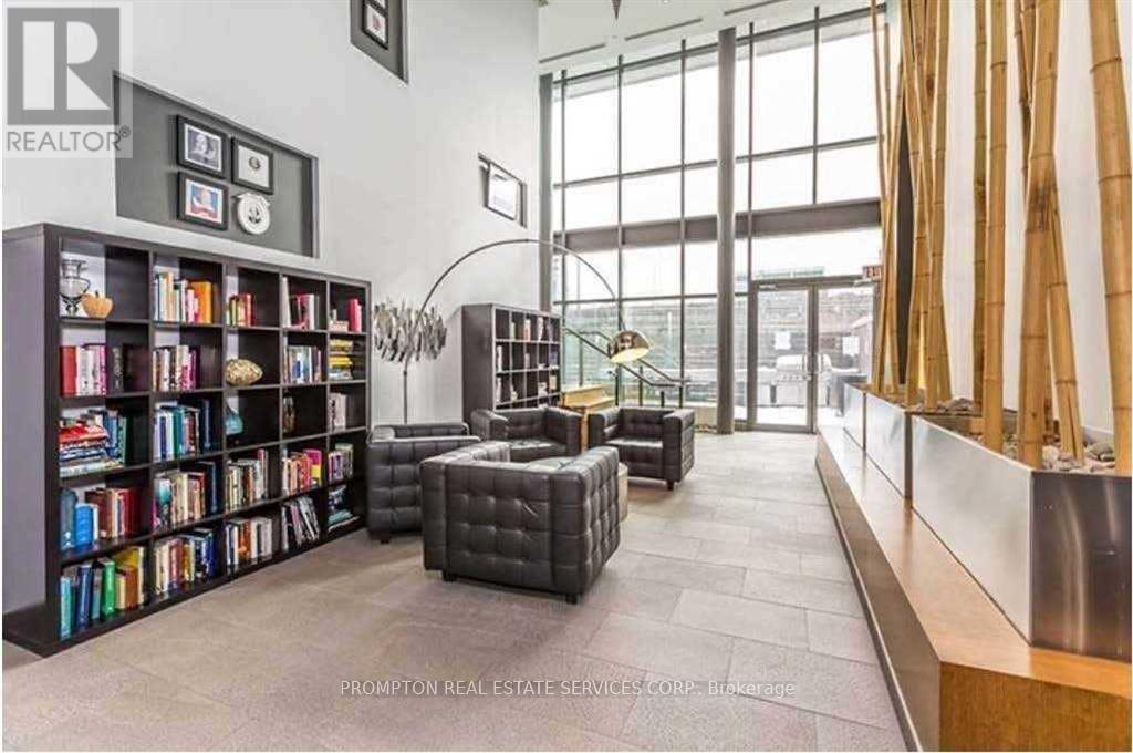 811 - 11 Brunel Court, Toronto, Ontario  M5V 3Y3 - Photo 16 - C12497932