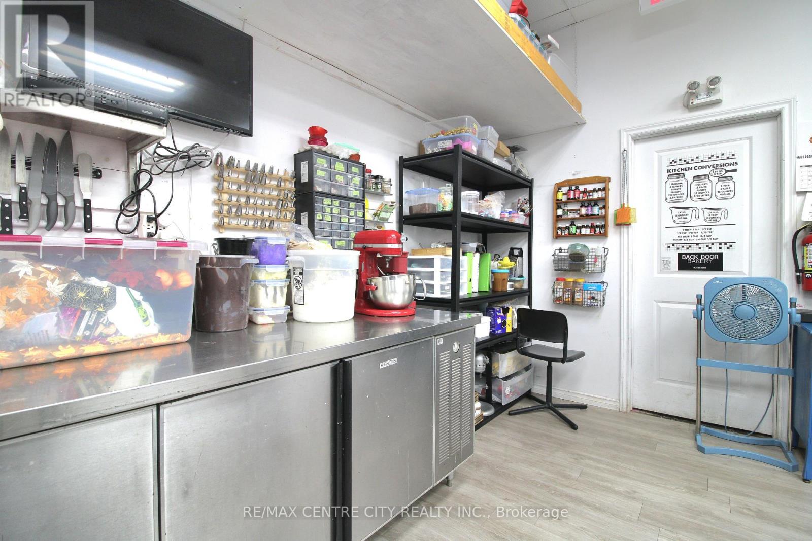 6 - 954 Leathorne Street, London South, Ontario  N5Z 3M5 - Photo 13 - X12498226