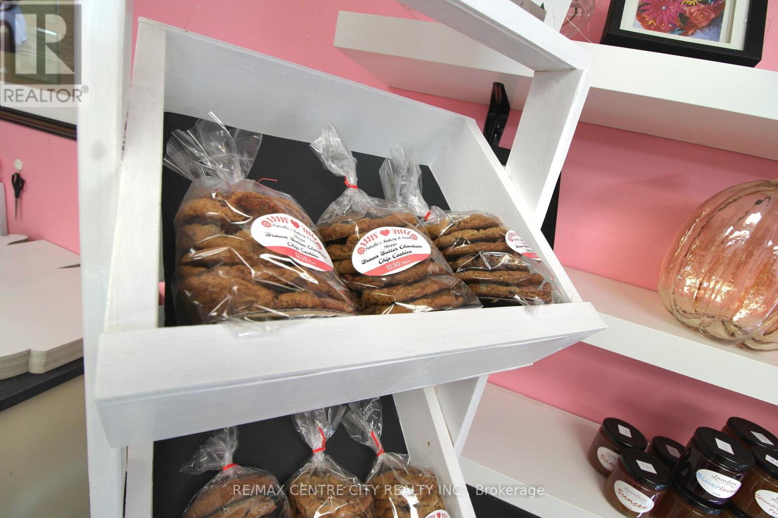 6 - 954 Leathorne Street, London South, Ontario  N5Z 3M5 - Photo 21 - X12498226