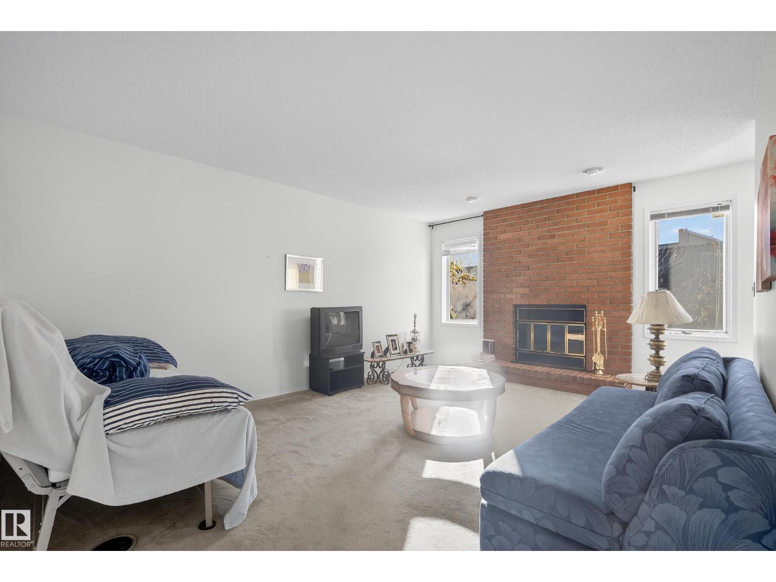 9807 154 Av Nw, Edmonton, Alberta  T5X 5R2 - Photo 10 - E4464317