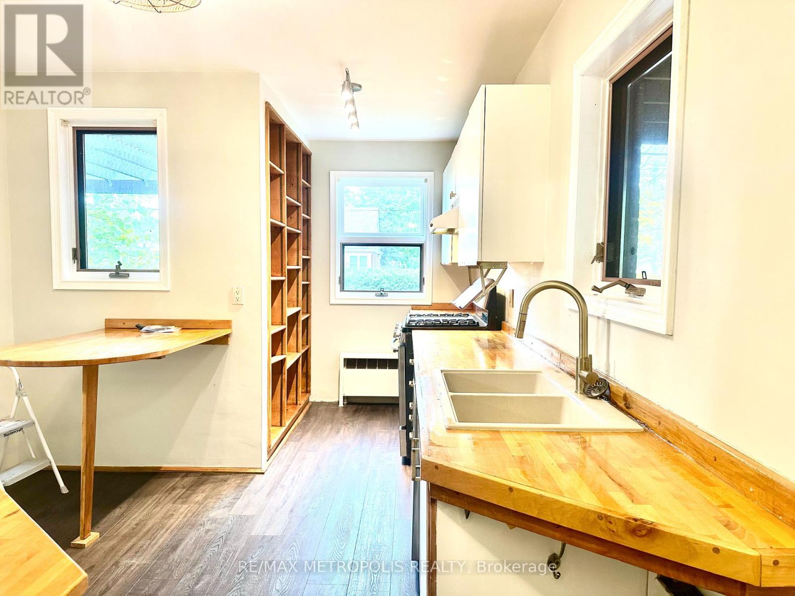 117 Queensway Drive, Brantford, Ontario  N3R 4X1 - Photo 15 - X12498176