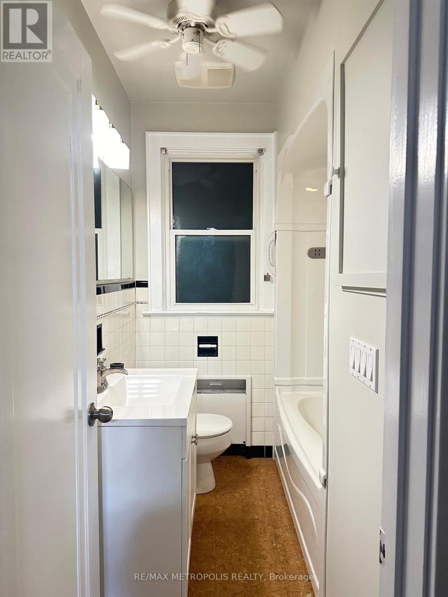 117 Queensway Drive, Brantford, Ontario  N3R 4X1 - Photo 20 - X12498176