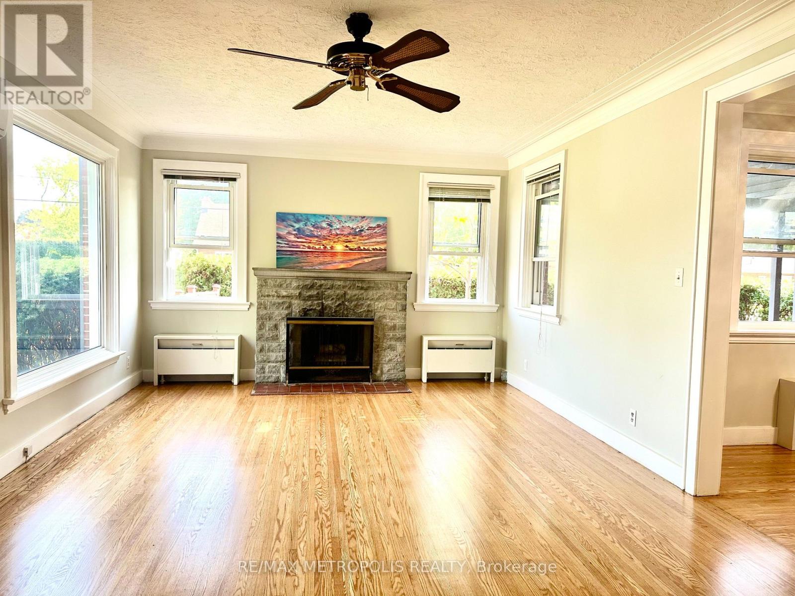 117 Queensway Drive, Brantford, Ontario  N3R 4X1 - Photo 8 - X12498176