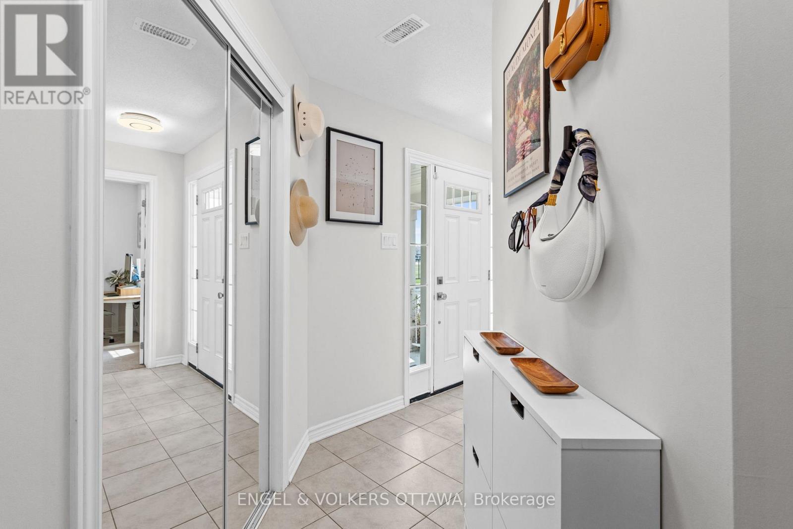 349 Pumpkinseed Crescent, Ottawa, Ontario  K2J 6K1 - Photo 12 - X12498220