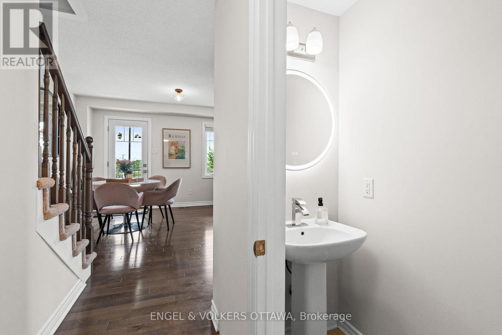 349 Pumpkinseed Crescent, Ottawa, Ontario  K2J 6K1 - Photo 13 - X12498220