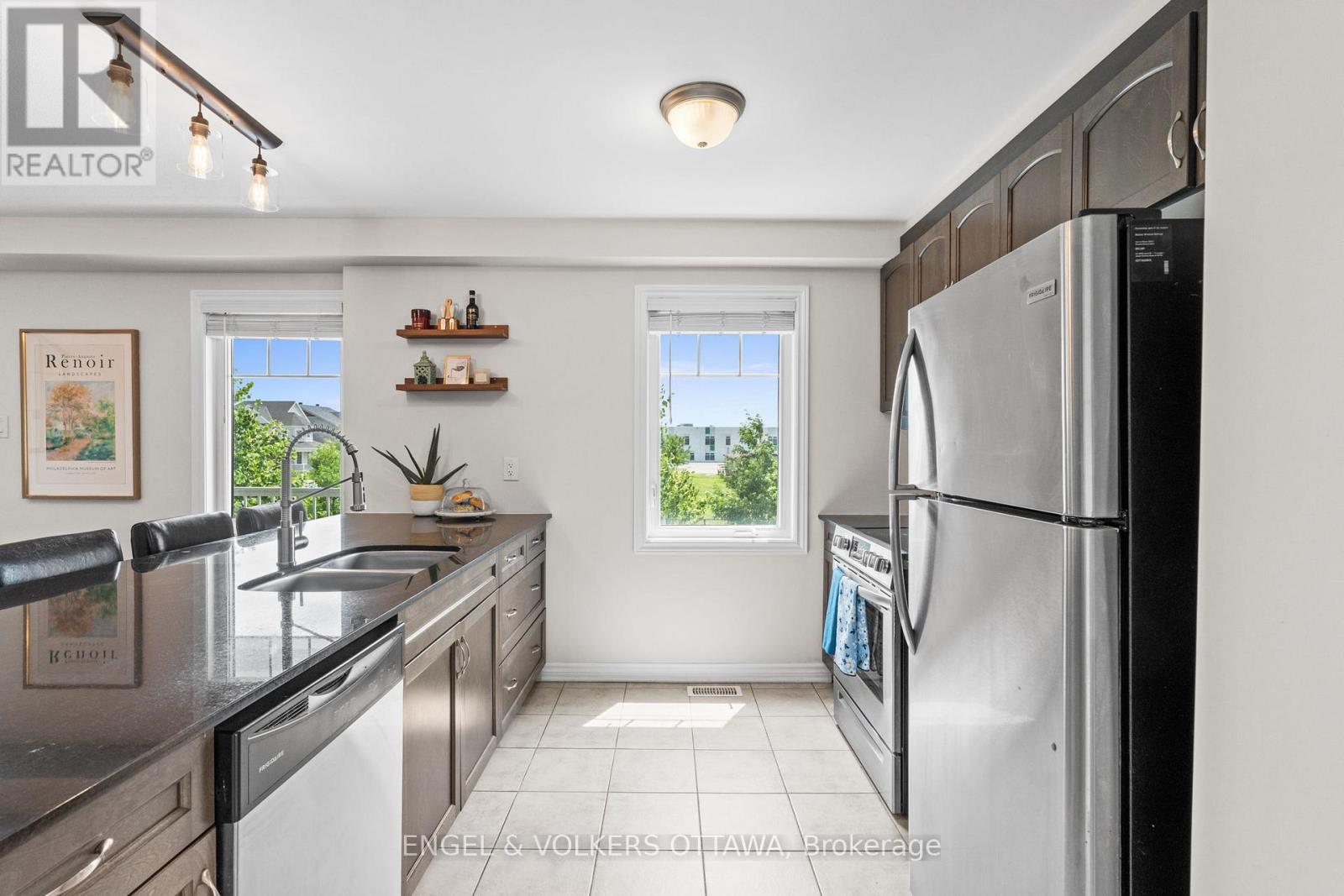 349 Pumpkinseed Crescent, Ottawa, Ontario  K2J 6K1 - Photo 16 - X12498220