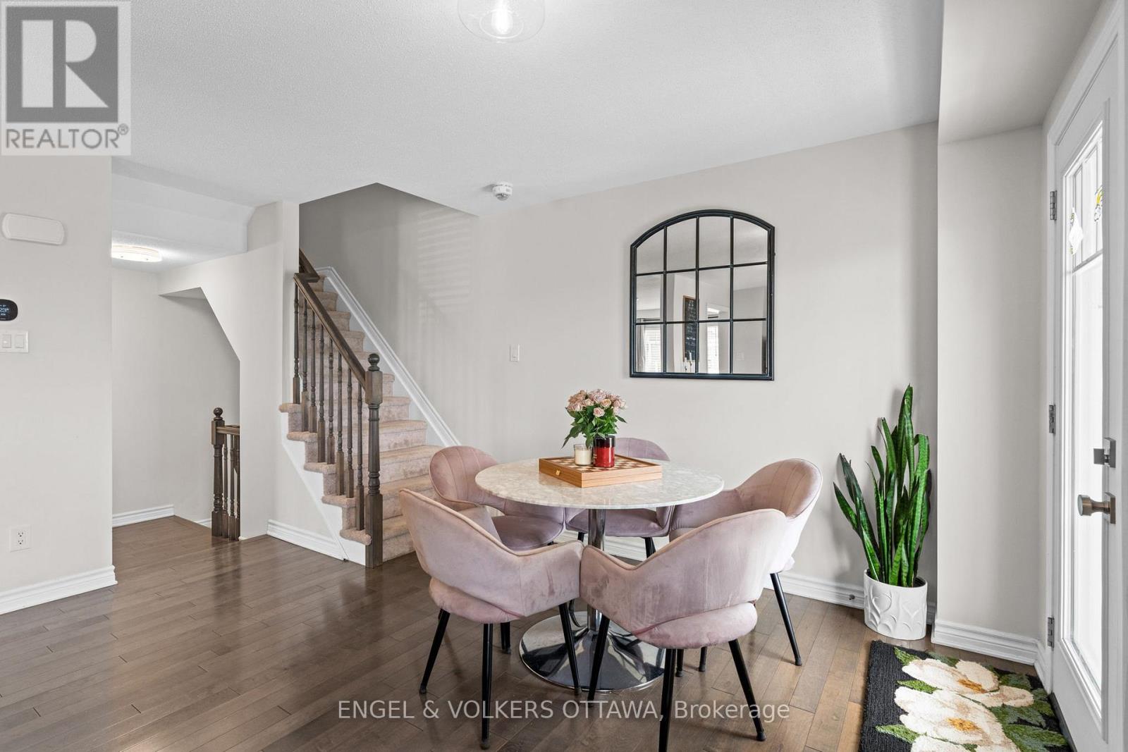 349 Pumpkinseed Crescent, Ottawa, Ontario  K2J 6K1 - Photo 24 - X12498220