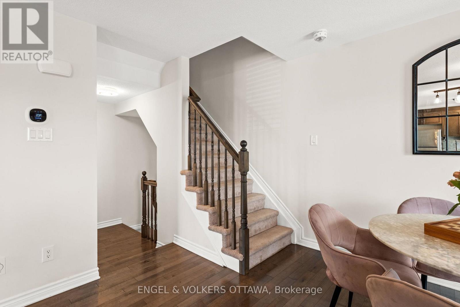 349 Pumpkinseed Crescent, Ottawa, Ontario  K2J 6K1 - Photo 27 - X12498220