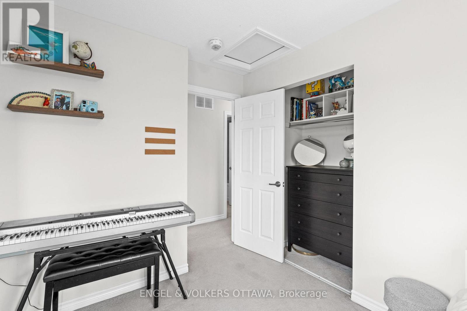 349 Pumpkinseed Crescent, Ottawa, Ontario  K2J 6K1 - Photo 33 - X12498220