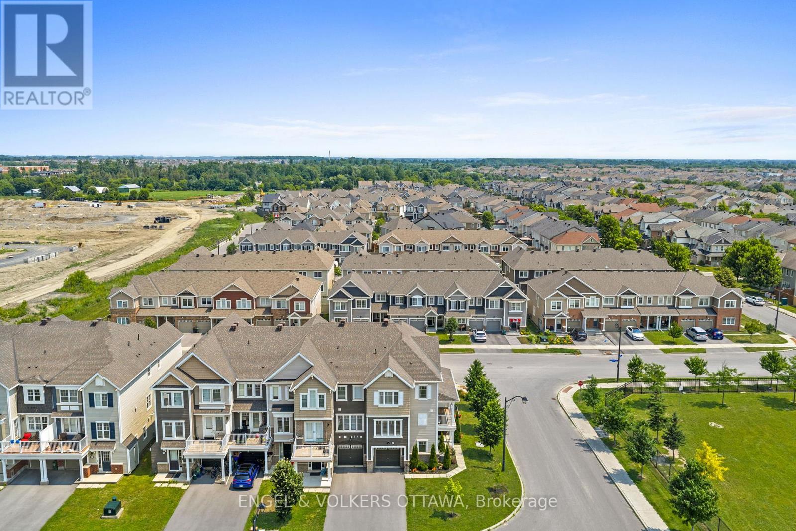 349 Pumpkinseed Crescent, Ottawa, Ontario  K2J 6K1 - Photo 38 - X12498220