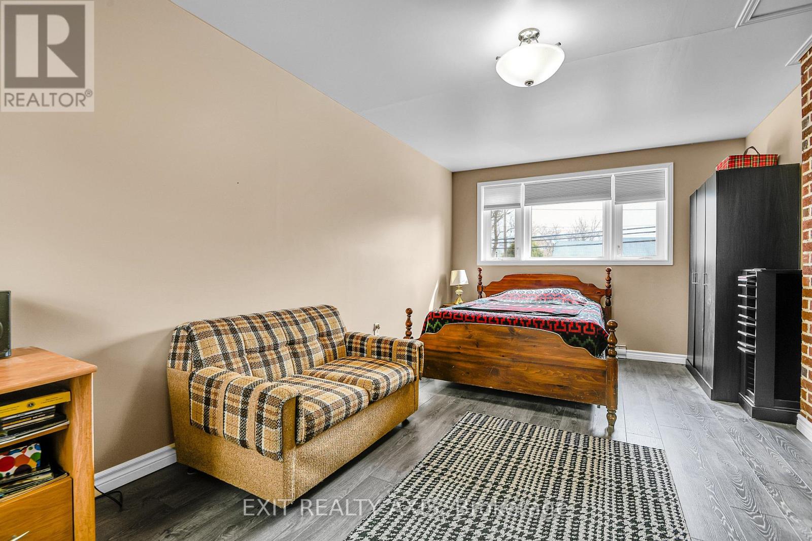 44 Main Street W, Westport, Ontario  K0G 1X0 - Photo 20 - X12498222