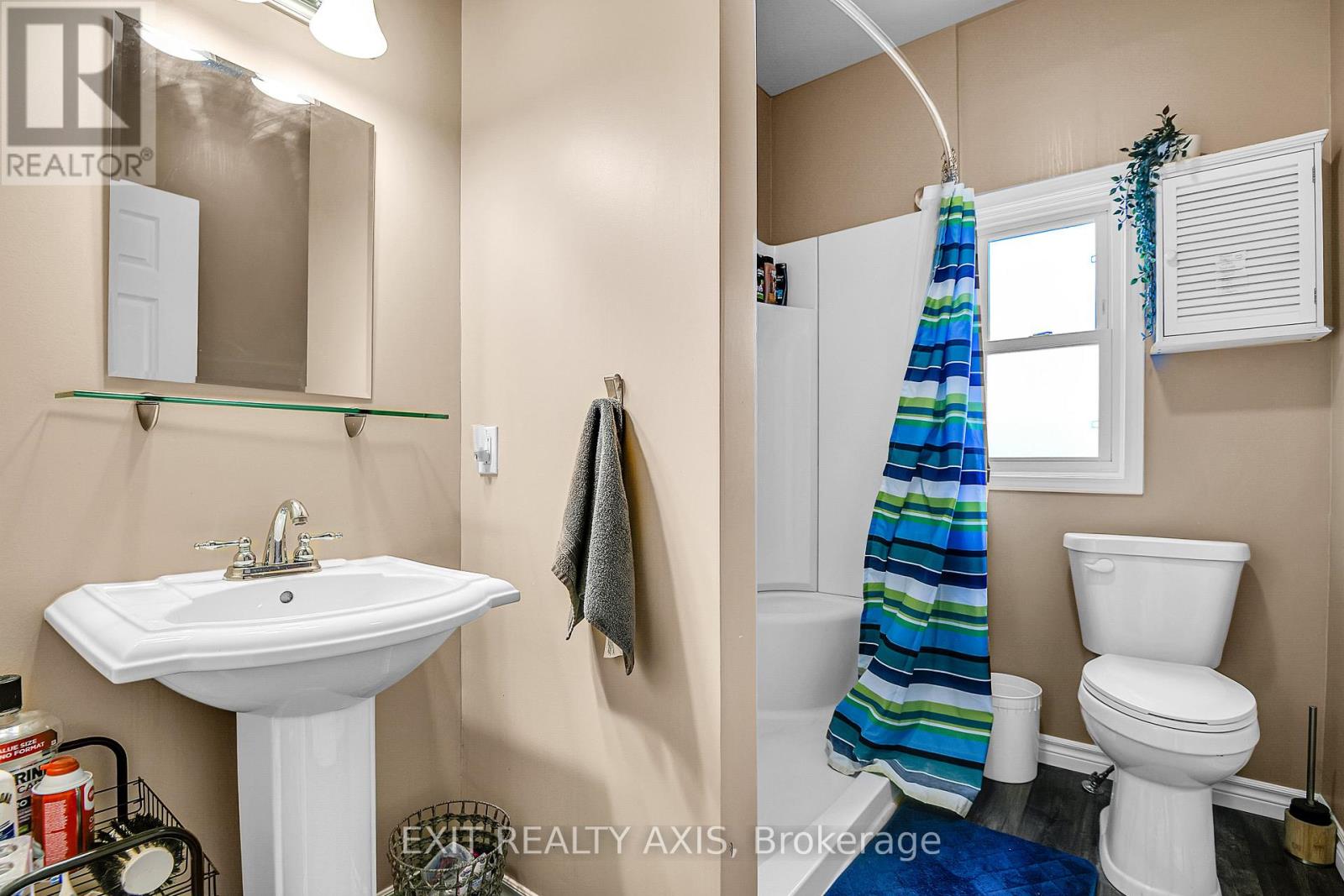 44 Main Street W, Westport, Ontario  K0G 1X0 - Photo 24 - X12498222