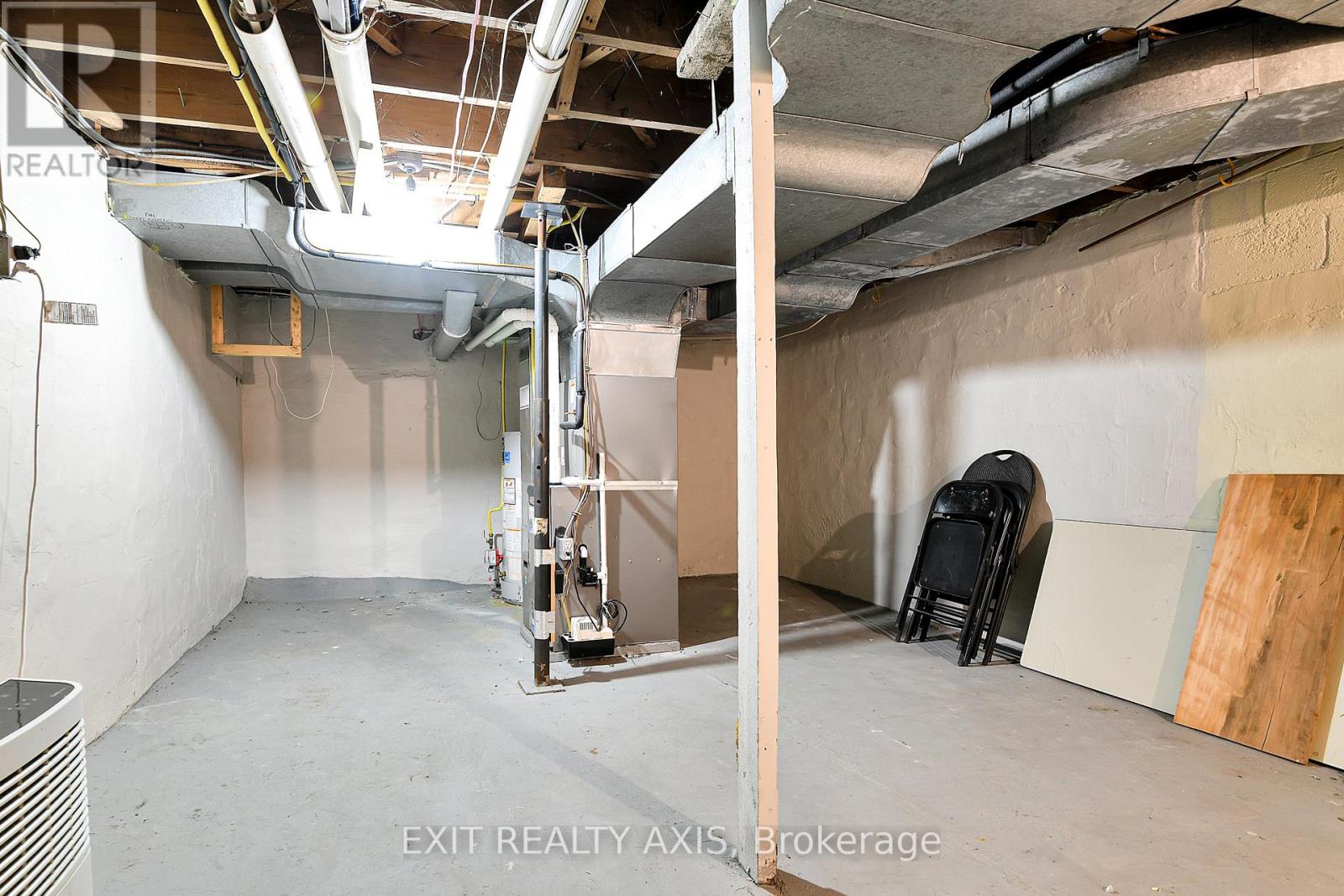 44 Main Street W, Westport, Ontario  K0G 1X0 - Photo 26 - X12498222