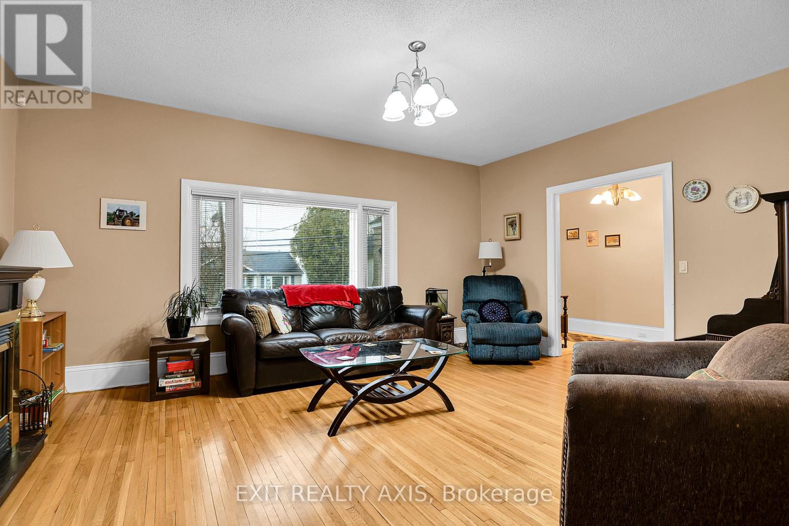 44 Main Street W, Westport, Ontario  K0G 1X0 - Photo 9 - X12498222