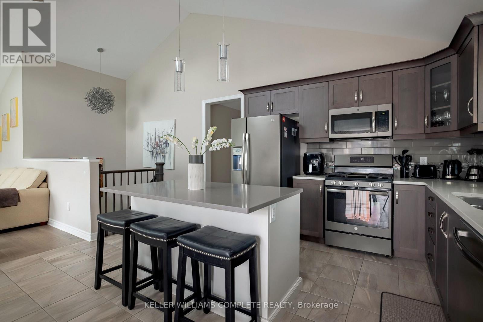 18 Secord Street, Thorold, Ontario  L0S 1K0 - Photo 14 - X12498206