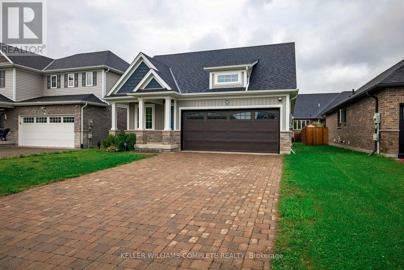 18 Secord Street, Thorold, Ontario  L0S 1K0 - Photo 2 - X12498206