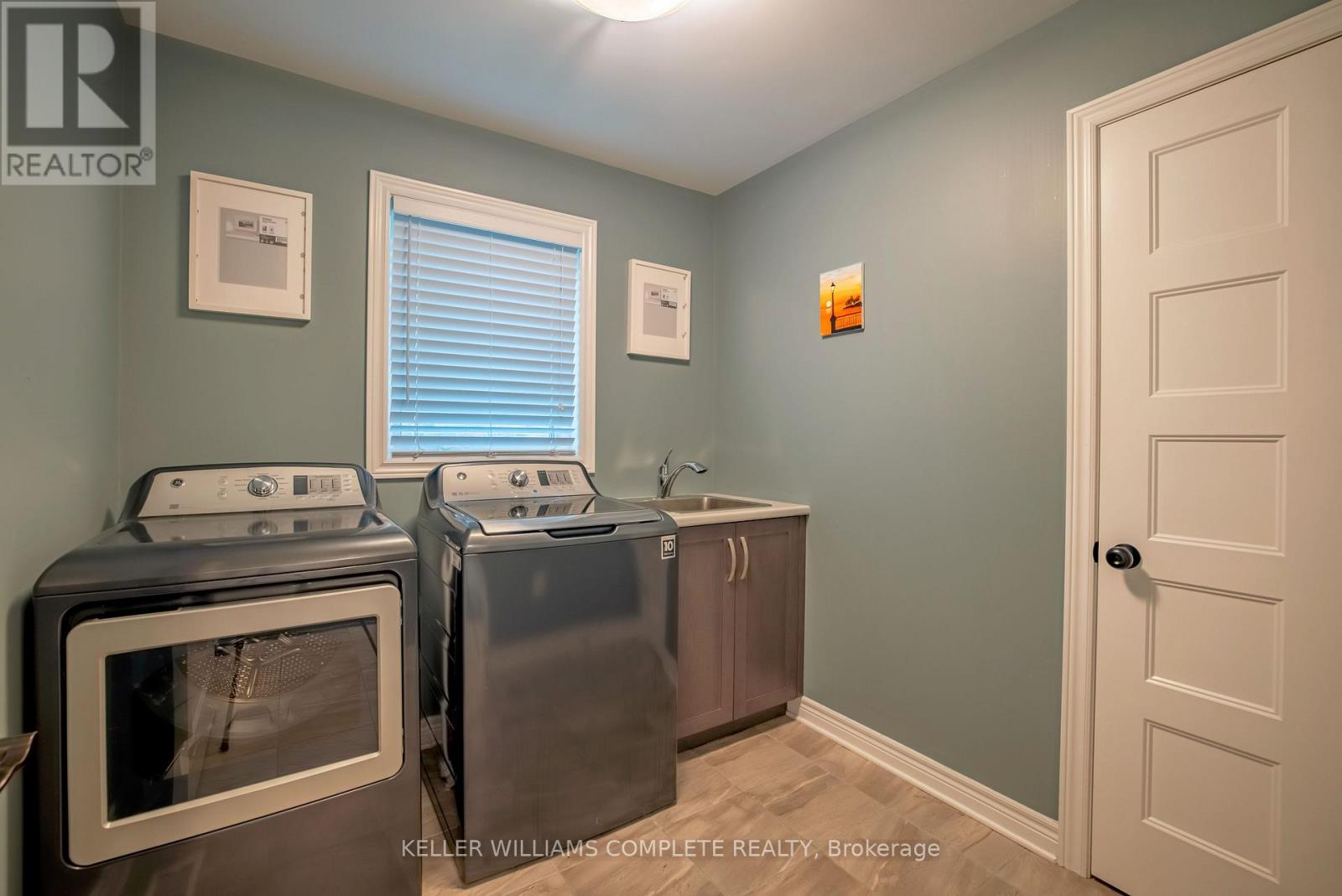 18 Secord Street, Thorold, Ontario  L0S 1K0 - Photo 4 - X12498206