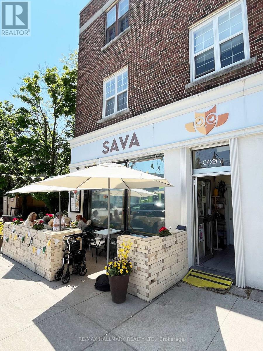 2674 Yonge Street, Toronto, Ontario  M4N 2H7 - Photo 3 - C12297831