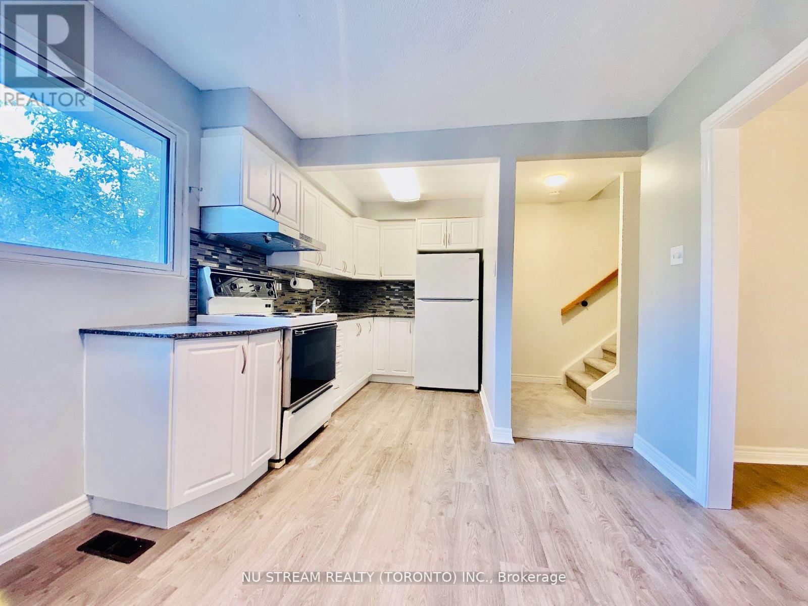 2 - 2020 Pharmacy Avenue, Toronto, Ontario  M1T 1H8 - Photo 10 - E12428500