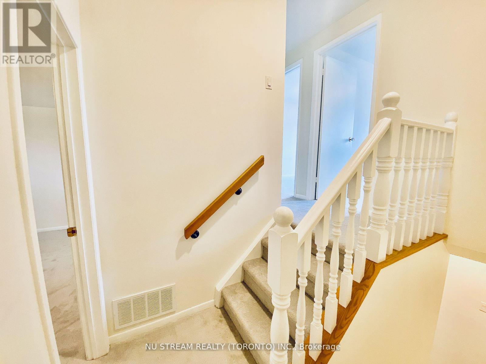 2 - 2020 Pharmacy Avenue, Toronto, Ontario  M1T 1H8 - Photo 16 - E12428500