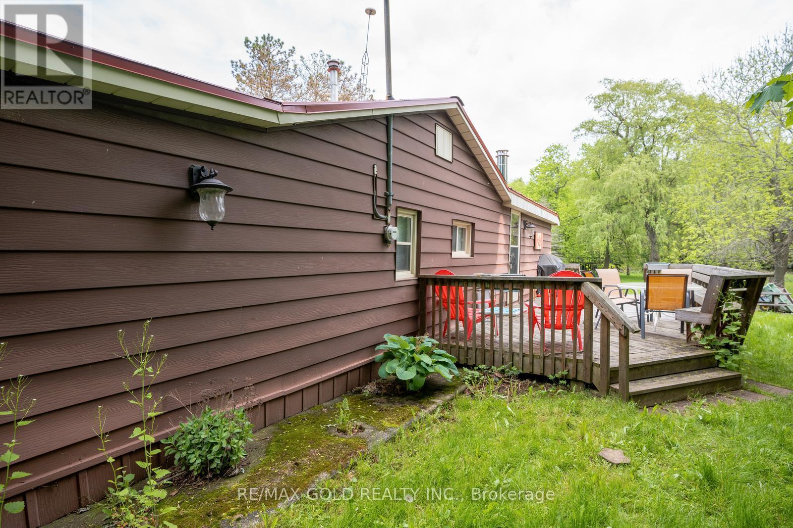 179 Ferndale Park Road, Caledon, Ontario  L7C 3J7 - Photo 12 - W12286872