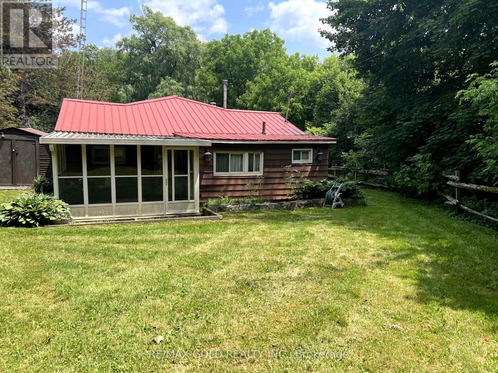 179 Ferndale Park Road, Caledon, Ontario  L7C 3J7 - Photo 11 - W12286872