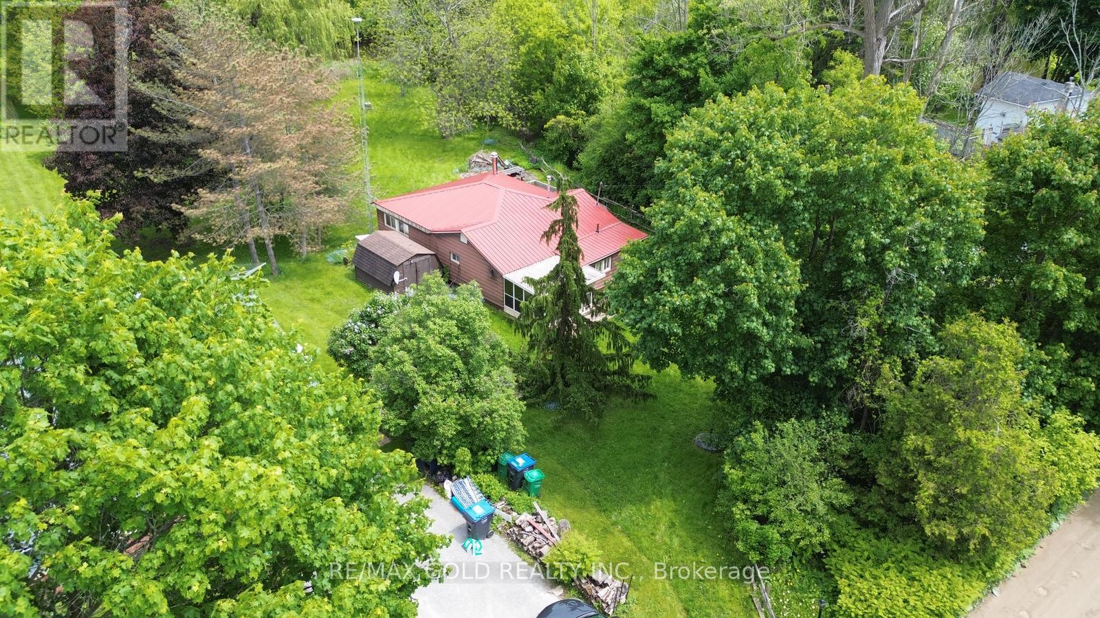 179 Ferndale Park Road, Caledon, Ontario  L7C 3J7 - Photo 3 - W12286872