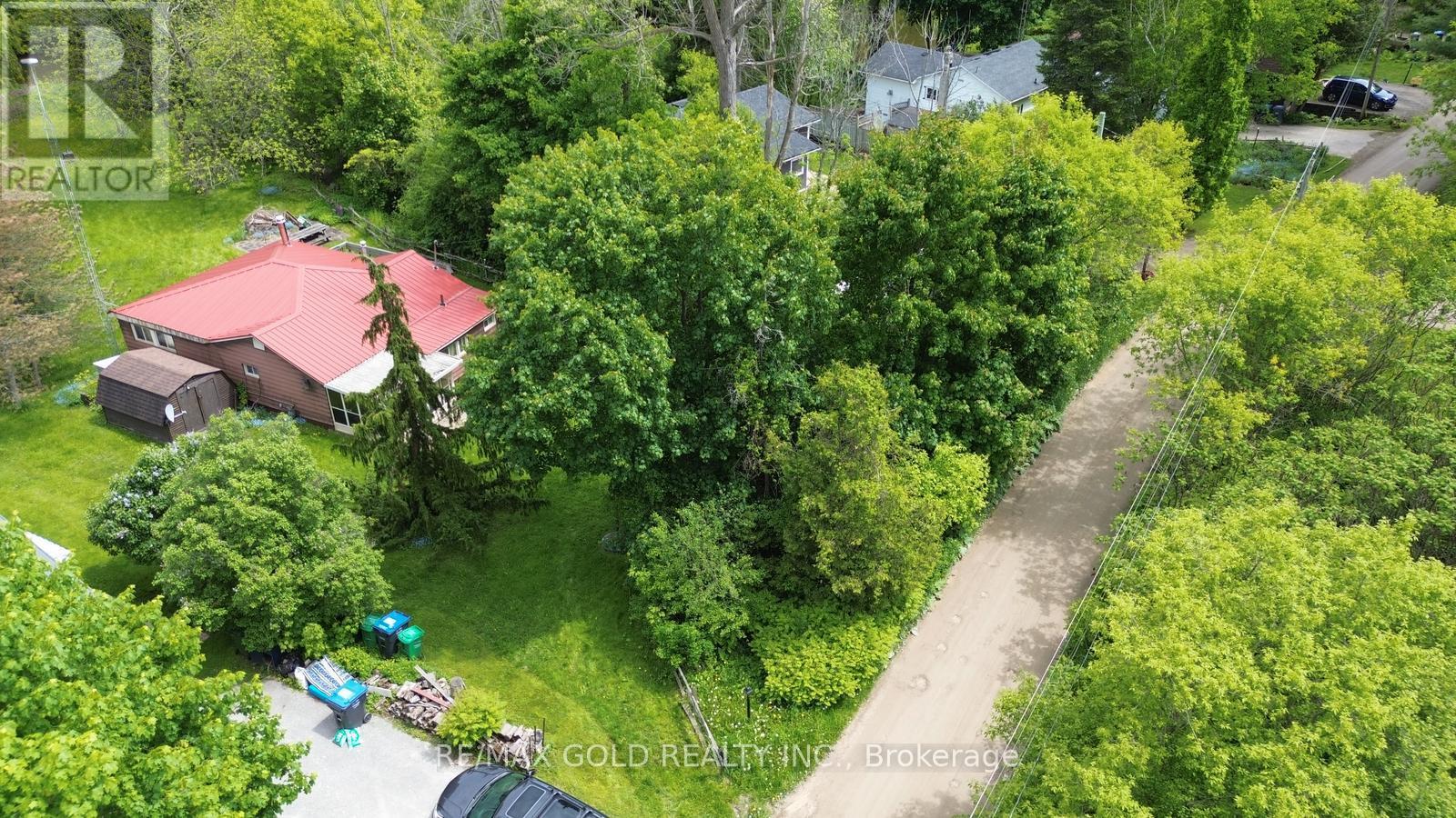 179 Ferndale Park Road, Caledon, Ontario  L7C 3J7 - Photo 5 - W12286872