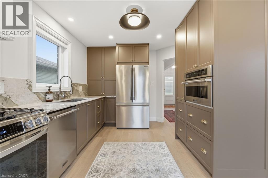 92 Colin Crescent, Hamilton, Ontario  L9A 5H8 - Photo 14 - 40784796