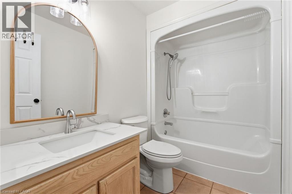 92 Colin Crescent, Hamilton, Ontario  L9A 5H8 - Photo 35 - 40784796